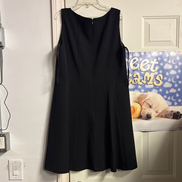 Evan Picone Classic Black Midi Dress Size 12 - Picture 4 of 5